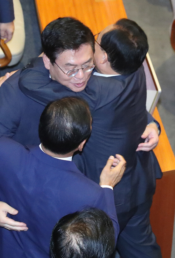 헌재소장임명동의안부결-한국당