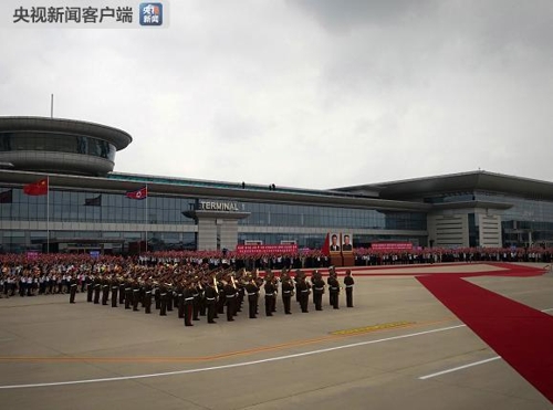 시진핑 환영 의식을 위해 대기 중인 북한 의장대( cctv캡처)